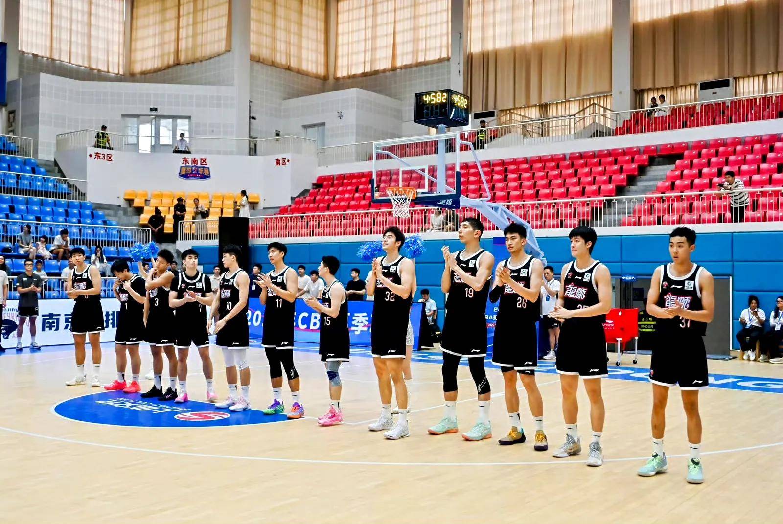 开元中国-关于NBA季后赛倒计时，广厦男篮赛后更衣室发声，细节引发关注，媒体盛赞，资深球员宣示担当的信息