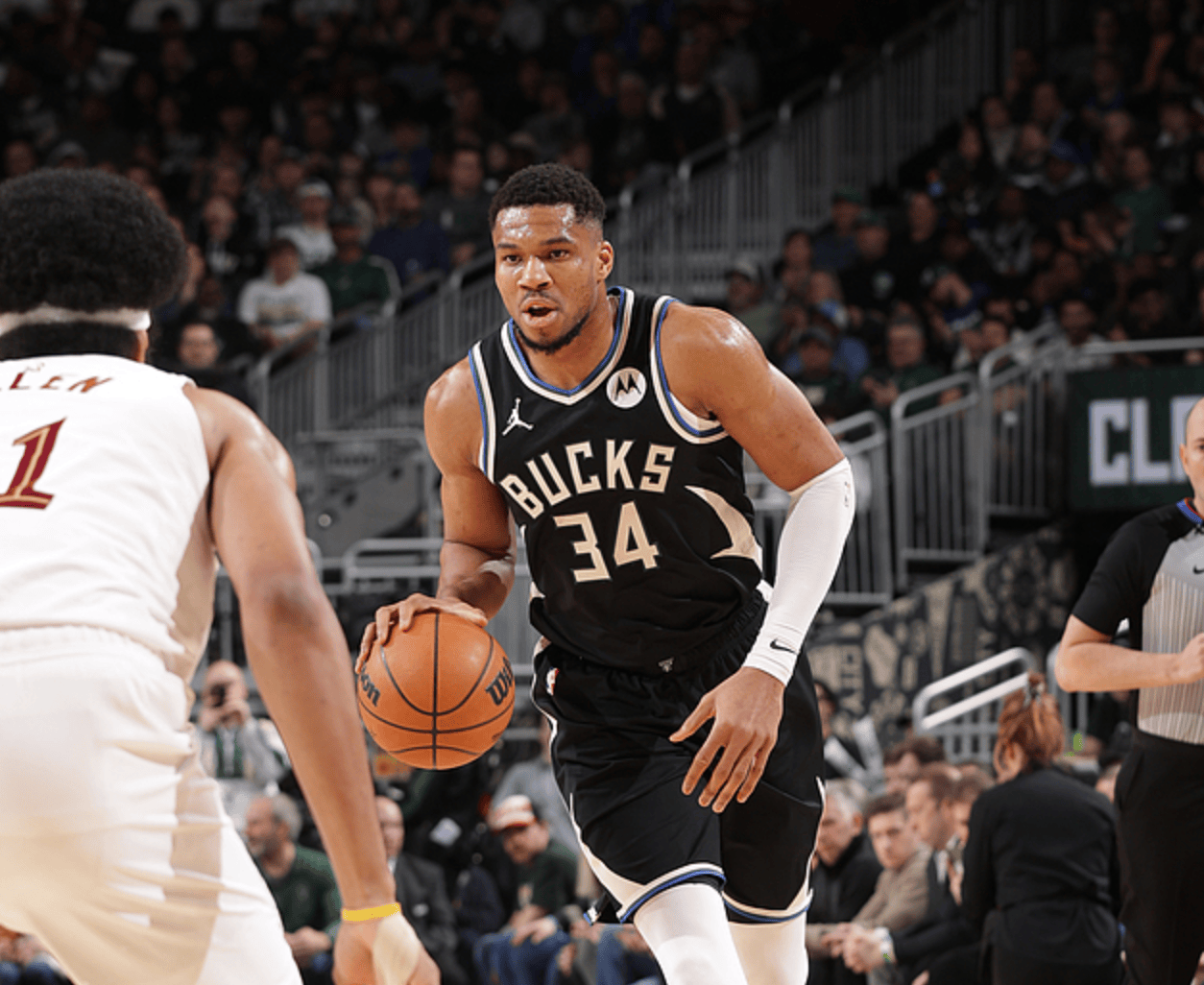 开元体育-这也行？皇家社会国际比赛日调整名单字母哥连续十二场比赛得分超过失利，托特纳姆围绕法国杯回应争议的简单介绍